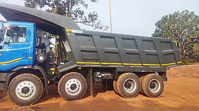 Multi-axle Tipper